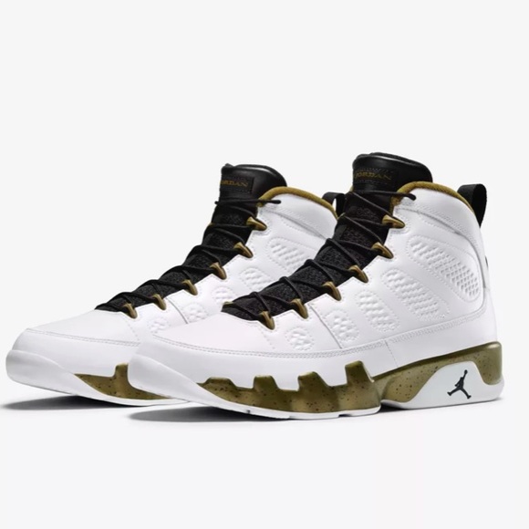Jordan Other - Air Jordan 9 Retro Mens High Top Sneakers Size 11 Black White Gold